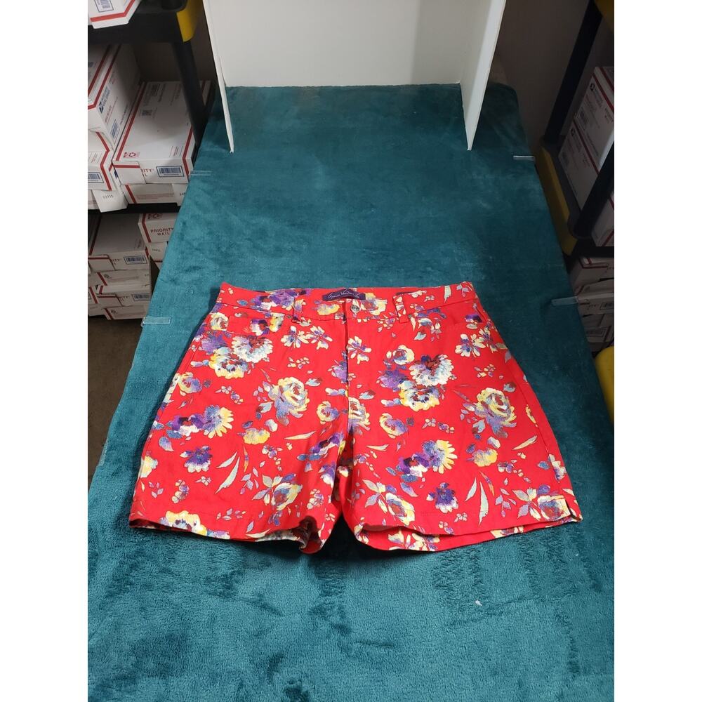 Gloria Vanderbilt Shorts Size 16 Womens Red Amanda Floral Ladies Casual NWT